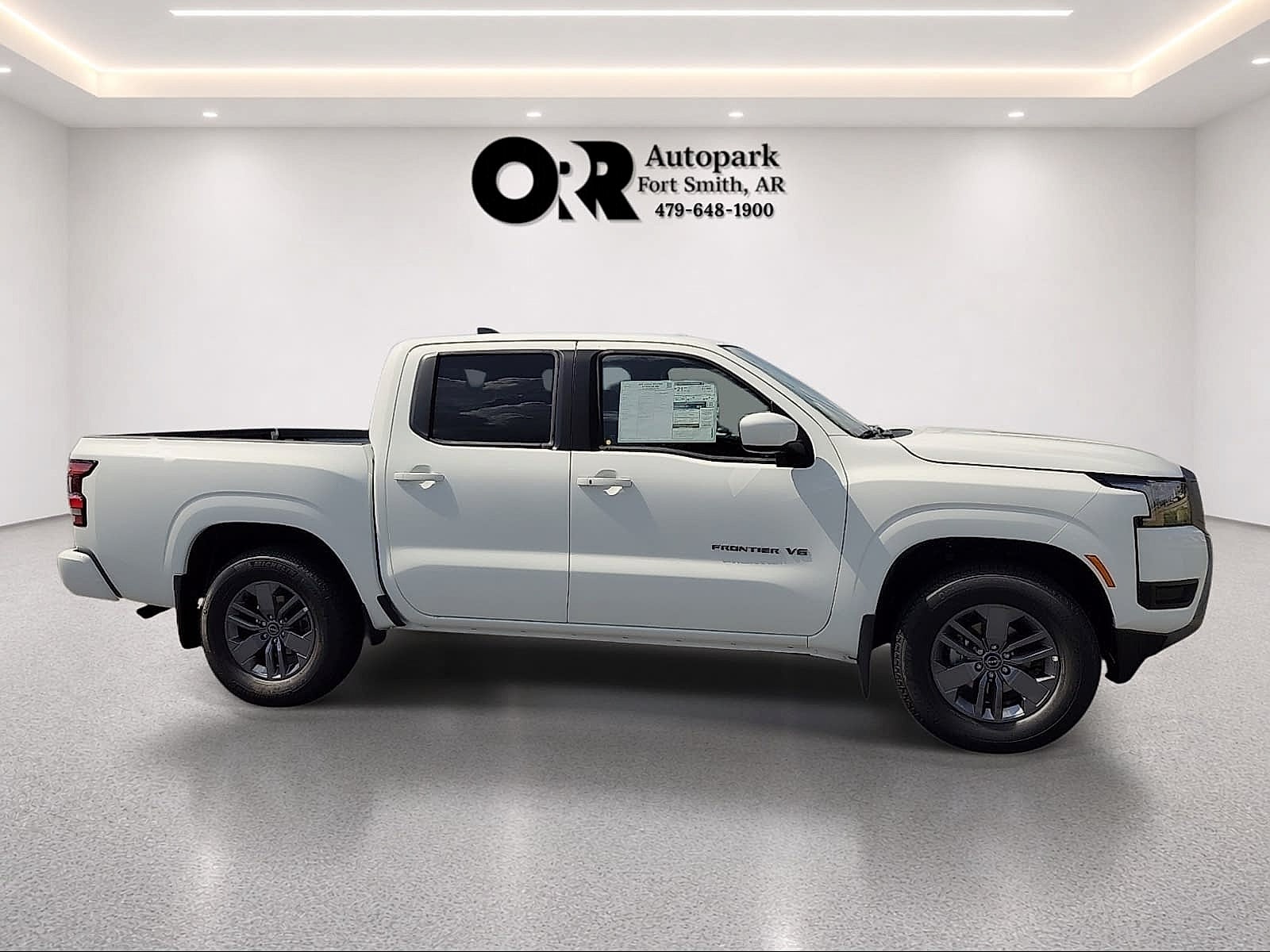 2027 Nissan Frontier Crew Cab 4x2 SV