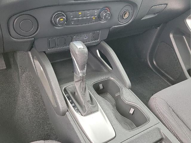 2024 Nissan Frontier Crew Cab 4x2 SV