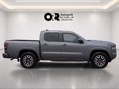 2024 Nissan Frontier Crew Cab 4x2 SL