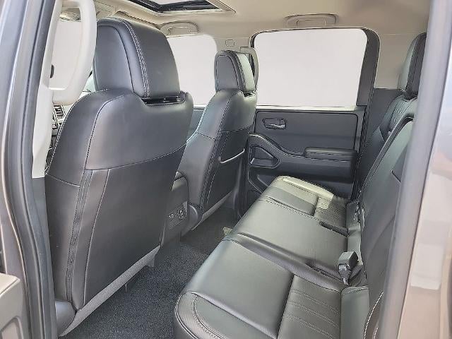 2024 Nissan Frontier Crew Cab 4x2 SL
