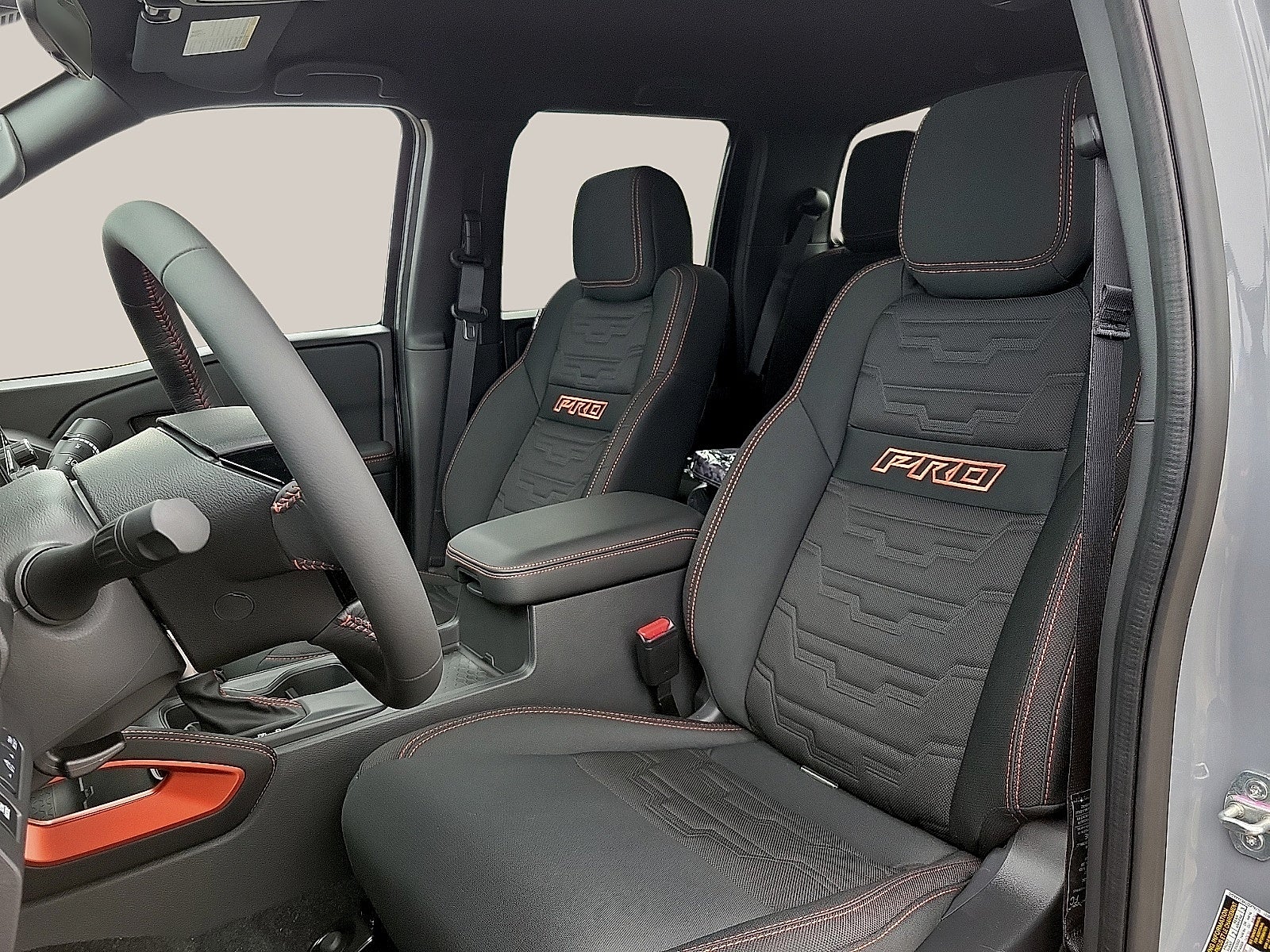 2027 Nissan Frontier Crew Cab 4x2 PRO-X