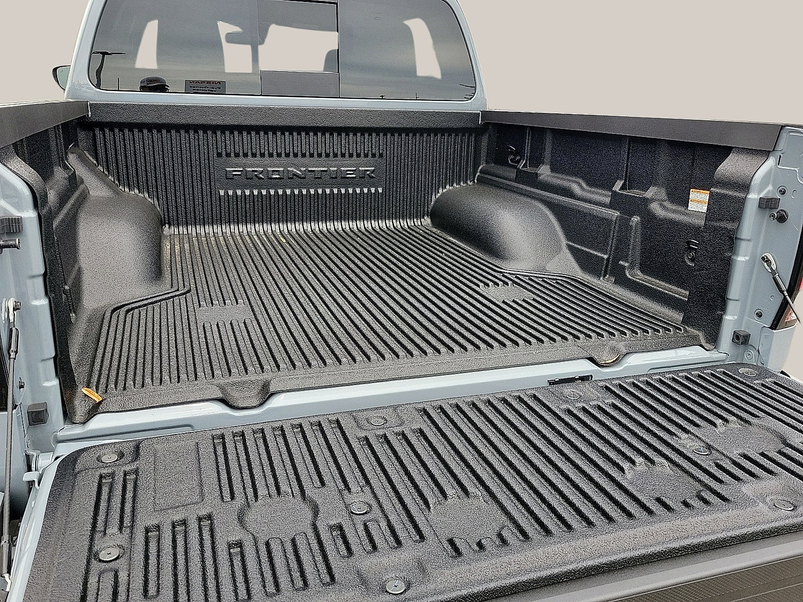 2027 Nissan Frontier Crew Cab 4x2 PRO-X