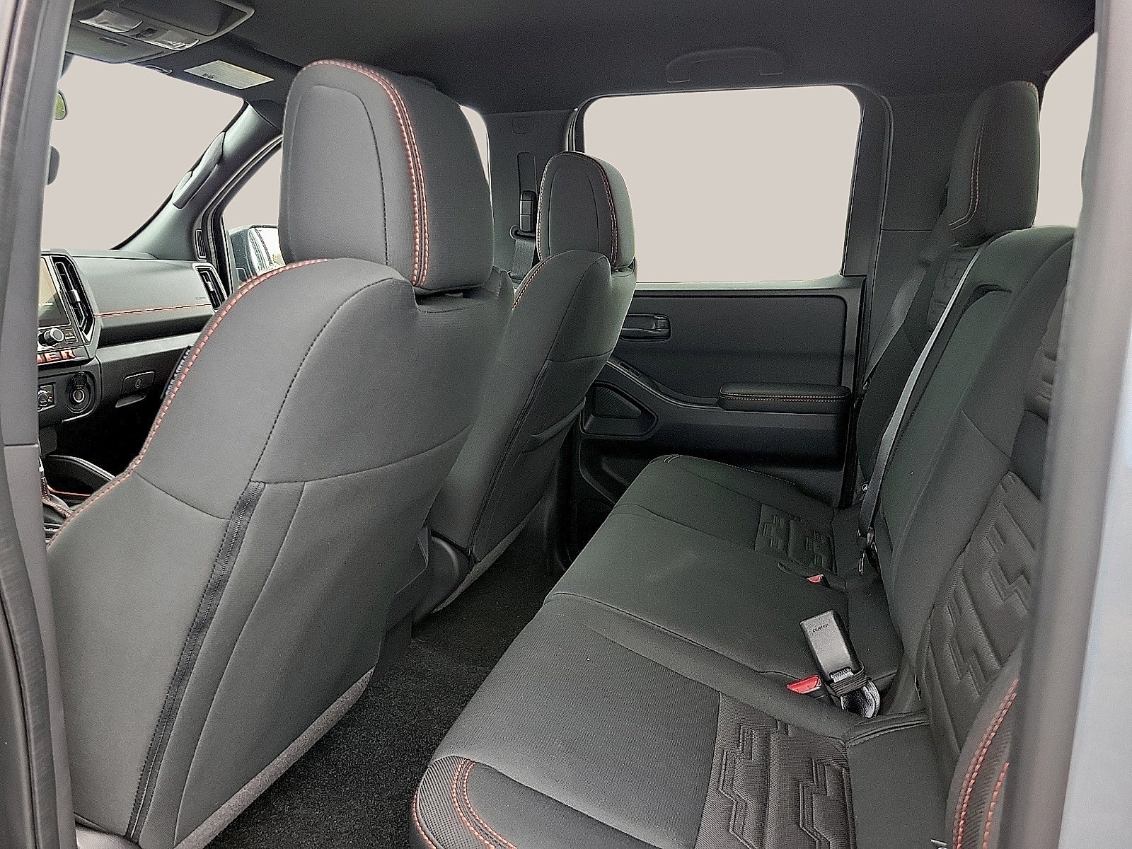 2027 Nissan Frontier Crew Cab 4x2 PRO-X
