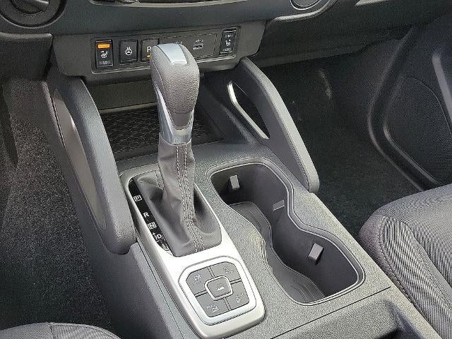 2026 Nissan Frontier Crew Cab 4x4 SV