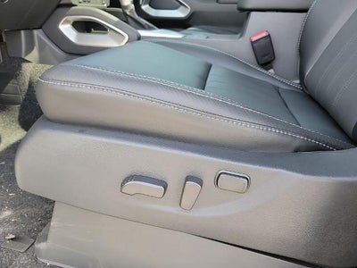 2025 Nissan Frontier Crew Cab 4x4 SL