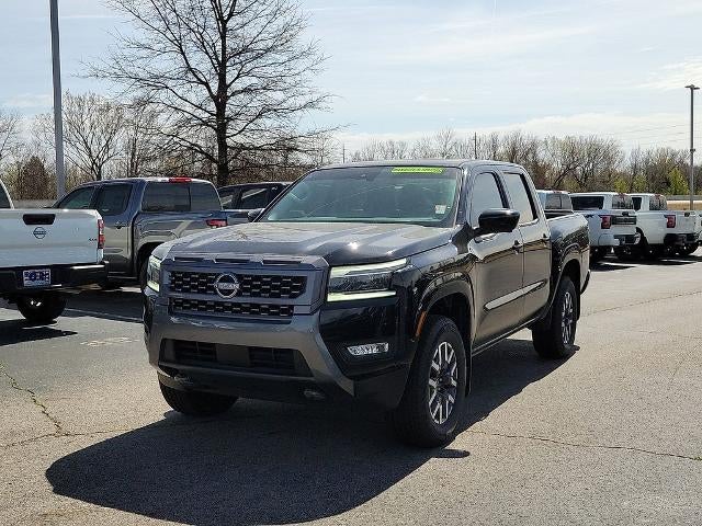 2025 Nissan Frontier Crew Cab 4x4 SL