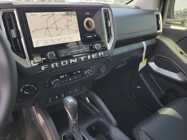 2025 Nissan Frontier Crew Cab 4x4 SL