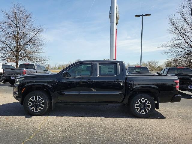 2025 Nissan Frontier Crew Cab 4x4 SL