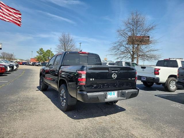 2025 Nissan Frontier Crew Cab 4x4 SL