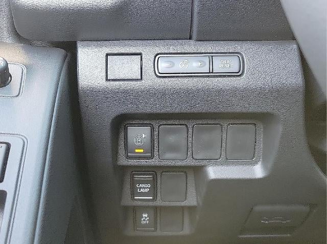 2026 Nissan Frontier Crew Cab 4x4 SV