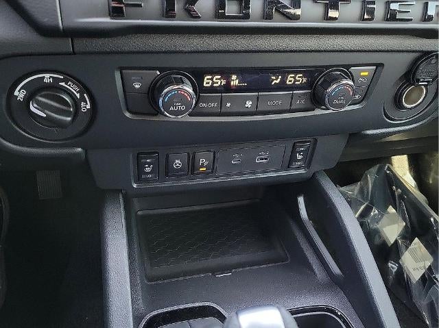 2026 Nissan Frontier Crew Cab 4x4 SV