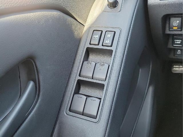 2026 Nissan Frontier Crew Cab 4x4 SV