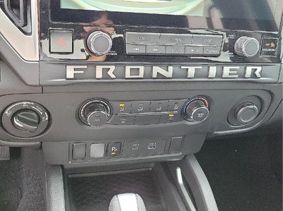 2025 Nissan Frontier Crew Cab 4x4 SV