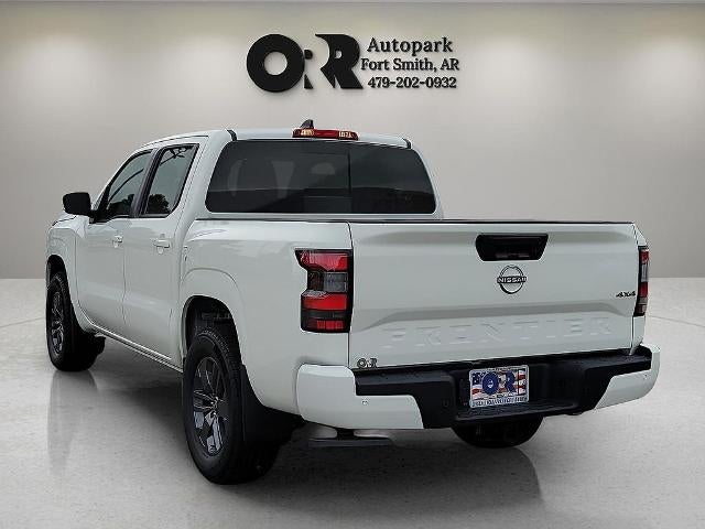 2025 Nissan Frontier Crew Cab 4x4 SV
