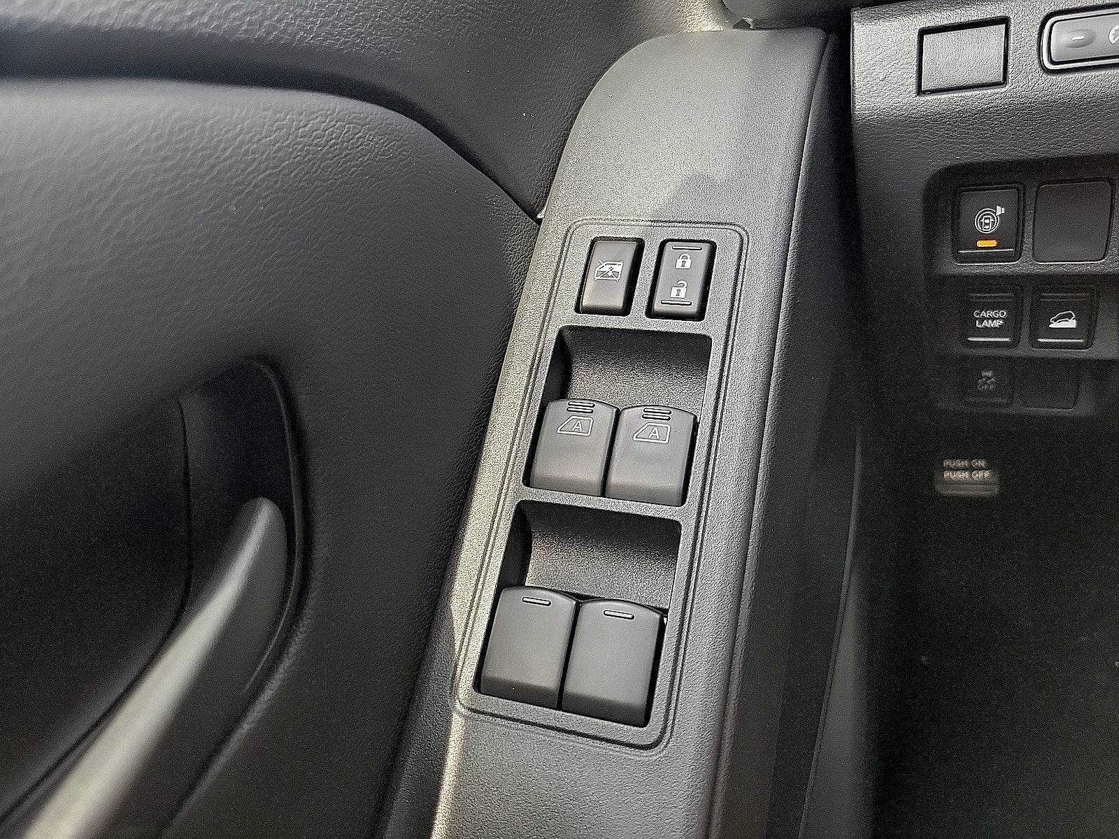2027 Nissan Frontier Crew Cab 4x4 S