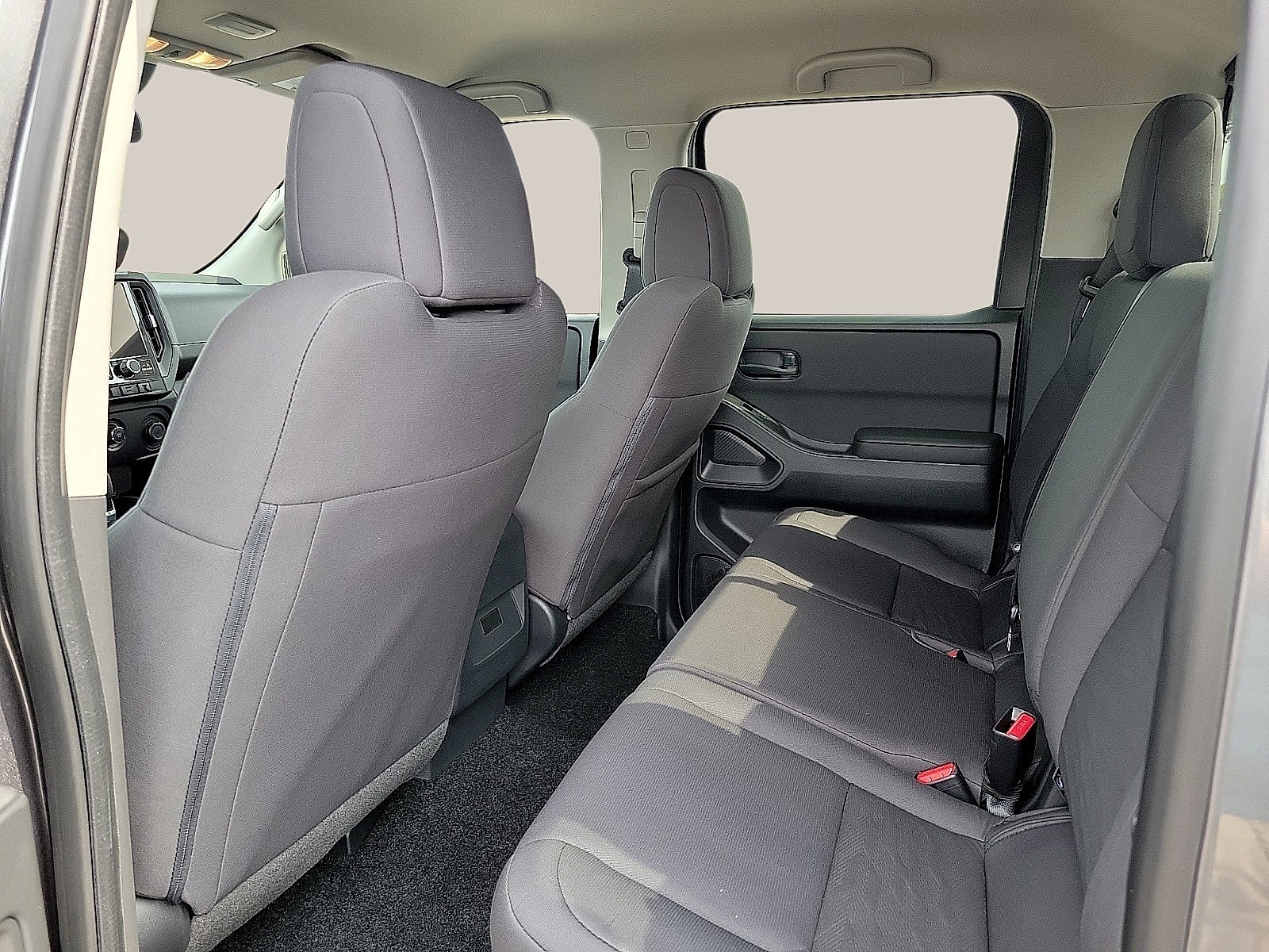 2027 Nissan Frontier Crew Cab 4x4 S