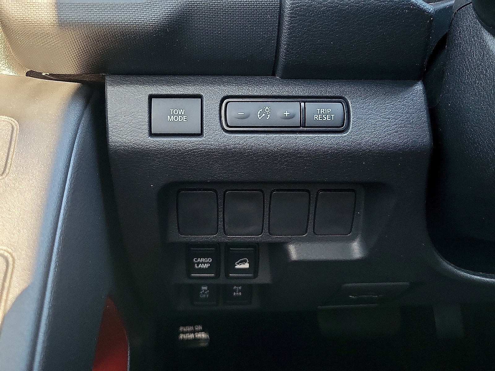 2023 Nissan Frontier Crew Cab 4x4 PRO-4X Auto *Ltd Avail*