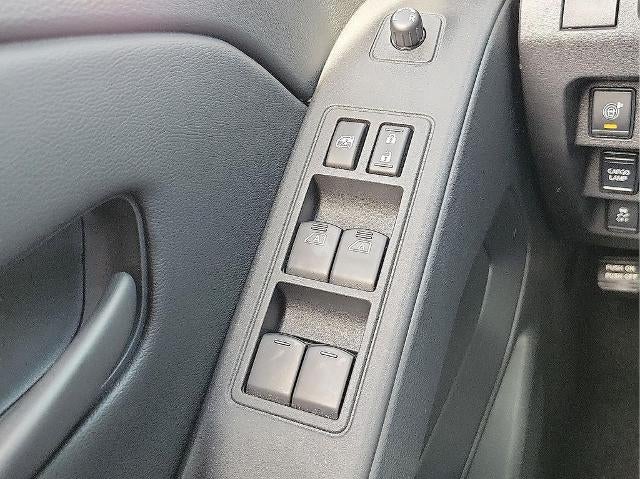 2026 Nissan Frontier Crew Cab 4x4 SV