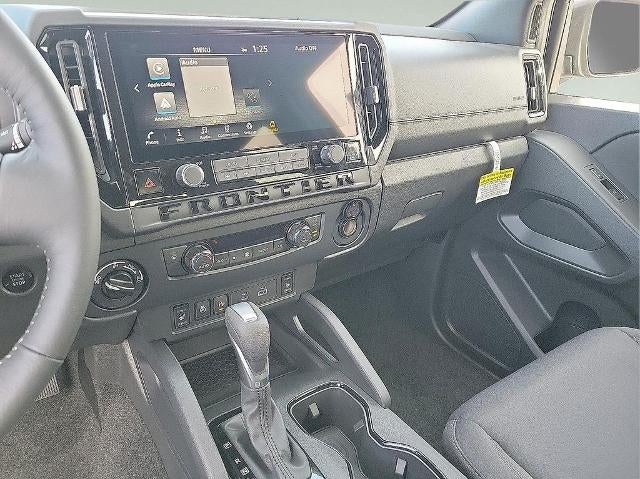 2026 Nissan Frontier Crew Cab 4x4 SV