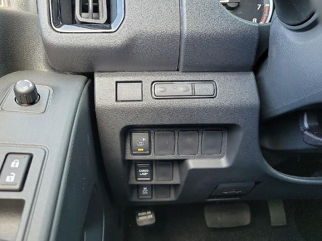 2026 Nissan Frontier Crew Cab 4x4 SV