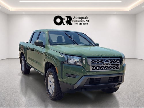 2024 Nissan Frontier Crew Cab 4x4 SV