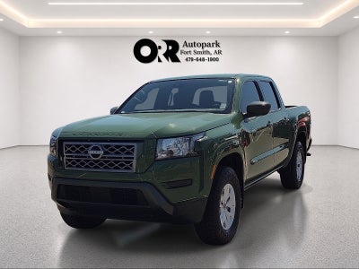 2024 Nissan Frontier Crew Cab 4x4 SV