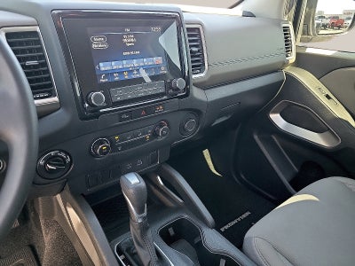 2024 Nissan Frontier Crew Cab 4x4 SV