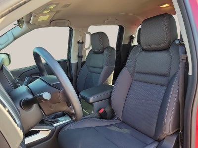 2024 Nissan Frontier Crew Cab 4x4 SV