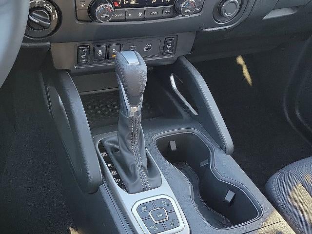 2026 Nissan Frontier Crew Cab 4x4 SV