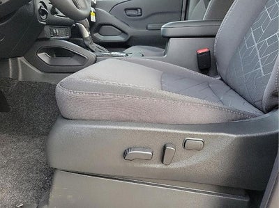 2026 Nissan Frontier Crew Cab 4x4 SV