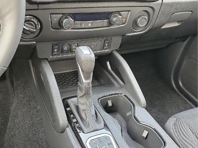 2026 Nissan Frontier Crew Cab 4x4 SV