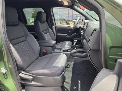 2026 Nissan Frontier Crew Cab 4x4 SV
