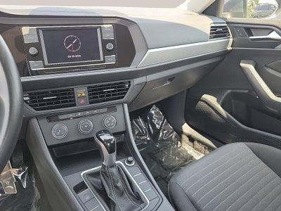 2025 Volkswagen Atlas Cross Sport 2.0T SE w/Technology 4MOTION