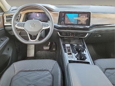 2024 Volkswagen Atlas 2.0T SE w/Technology FWD