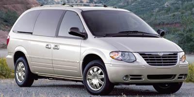 2007 Chrysler Town & Country's photo