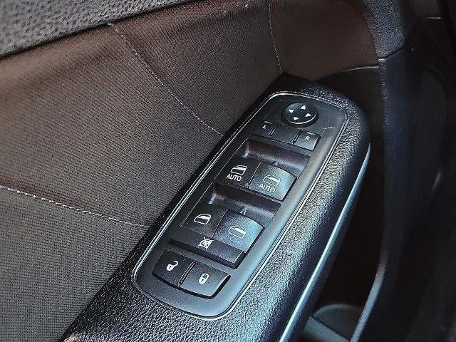 2017 Dodge Charger SXT RWD