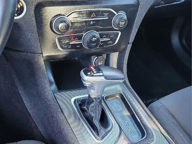 2017 Dodge Charger SXT RWD