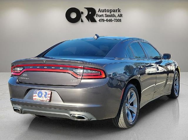 2017 Dodge Charger SXT RWD