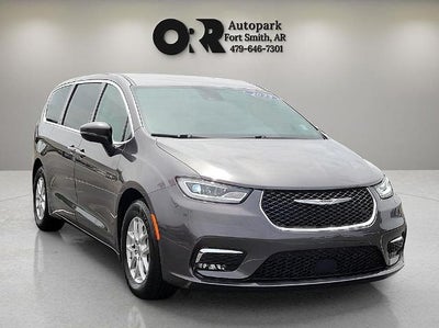 2023 Chrysler Pacifica Touring L FWD