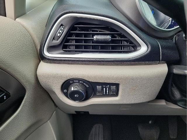 2023 Chrysler Pacifica Touring L FWD