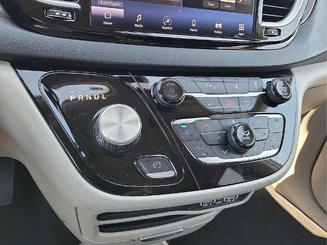 2023 Chrysler Pacifica Touring L FWD