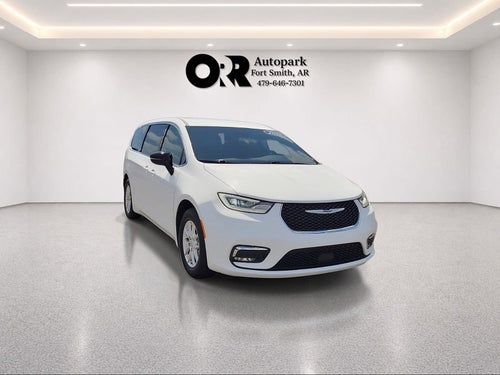 2025 Chrysler Pacifica Select FWD