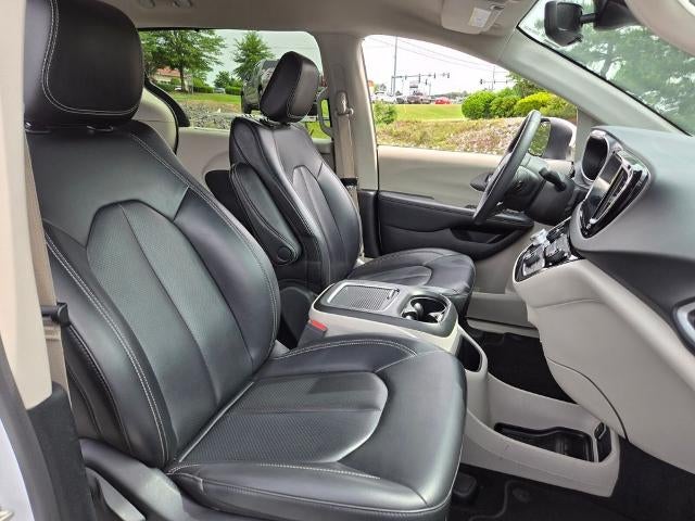 2023 Chrysler Pacifica Touring L FWD