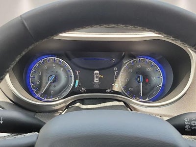 2023 Chrysler Pacifica Touring L FWD