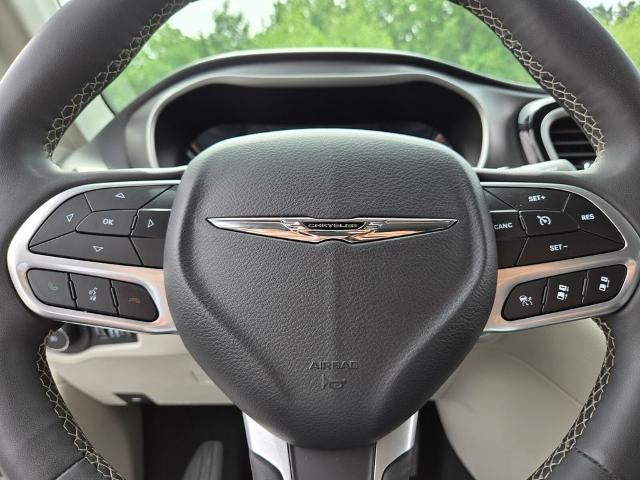 2023 Chrysler Pacifica Touring L FWD