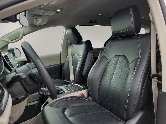 2024 Chrysler Pacifica Touring L FWD