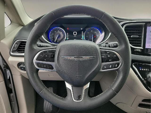 2024 Chrysler Pacifica Touring L FWD