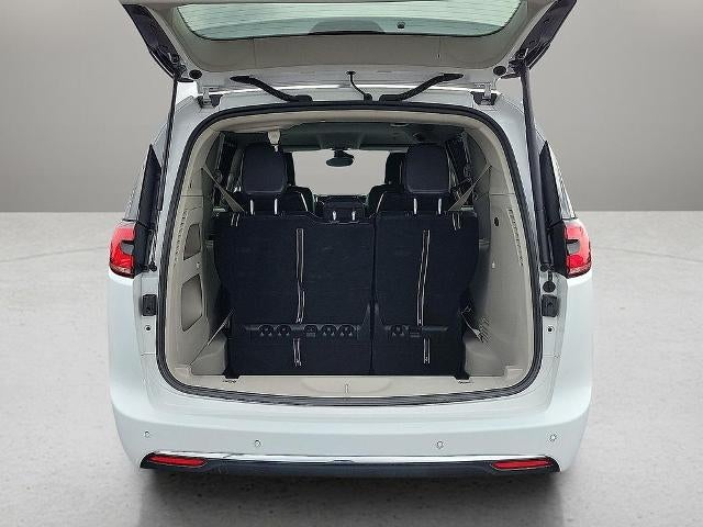2024 Chrysler Pacifica Touring L FWD