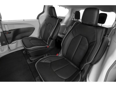 2022 Chrysler Pacifica Hybrid Touring L FWD