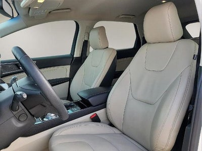 2020 Ford Edge Titanium FWD